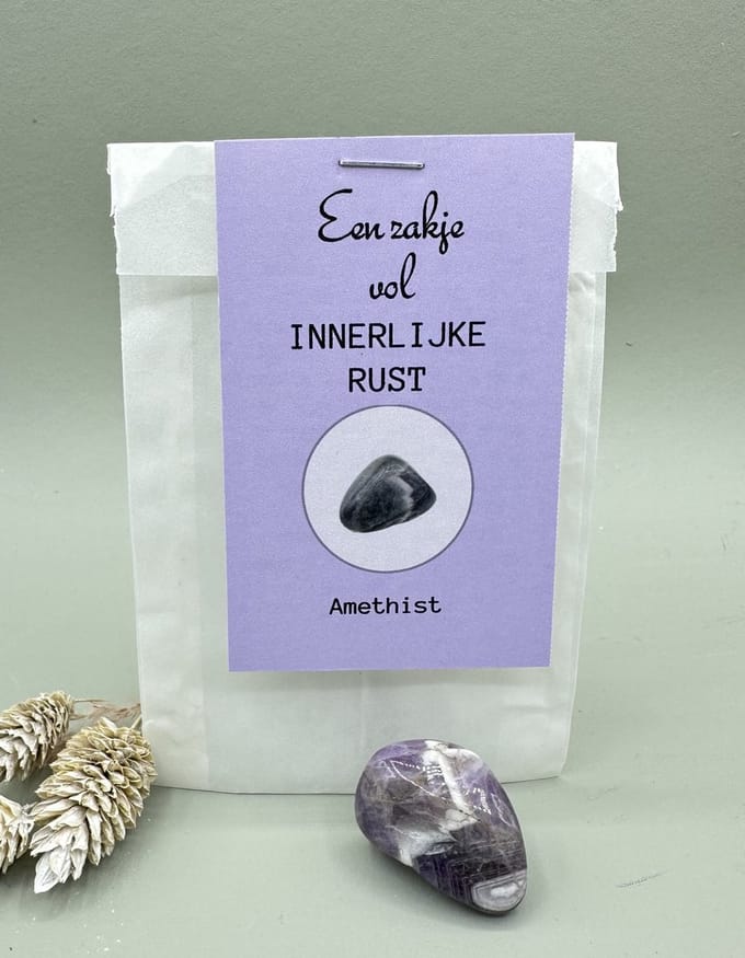 EEn zakje vol Innerlijke rust, amethist, edelsteen,bescherming, klein kadootje,