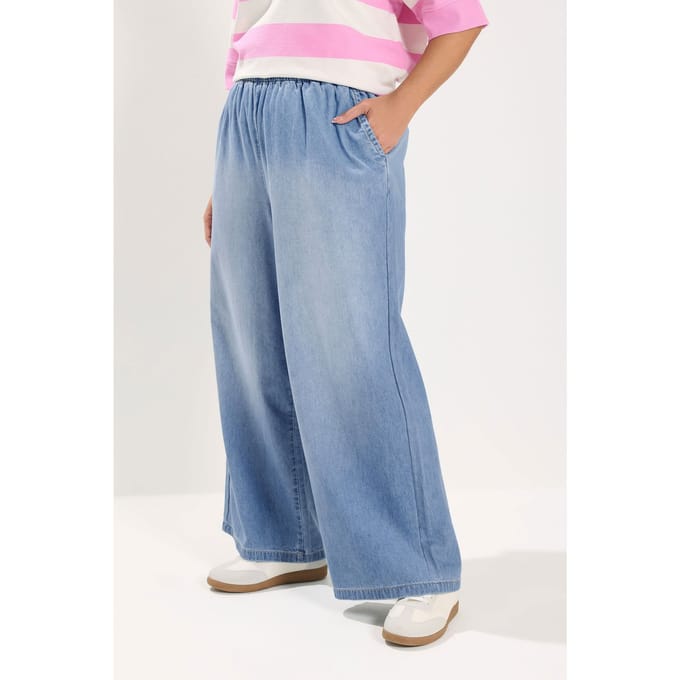 Yours Middenblauwe Jeans Met Wijde Pijpen Size Regular > 48