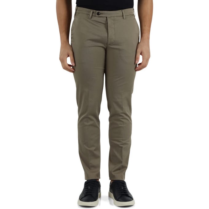 broek man modder