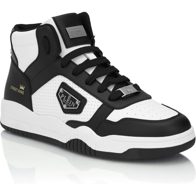 Mid-Top Sneakers Street