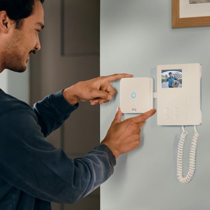 Ring Intercom Video - slimme deuropener voor intercomsystemen - batterij - wit