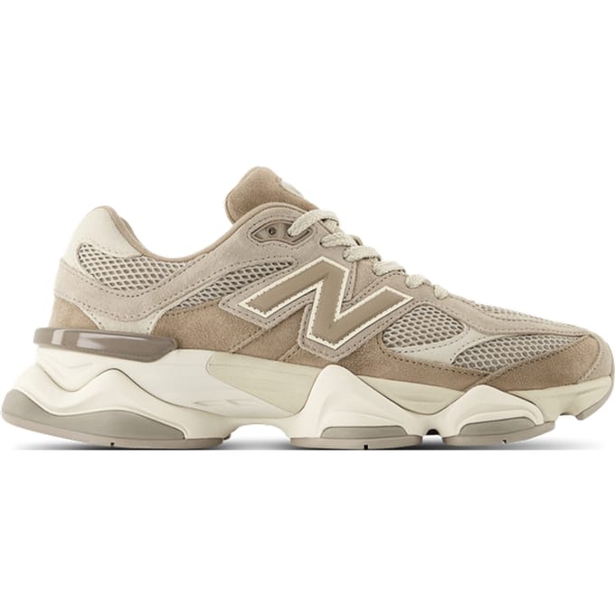 New Balance 9060 Sneakers Heren - Bruin - Maat 49 - Leer