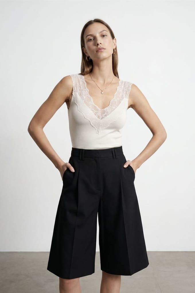 Getailleerde Mouwenloze Kanten Blouse