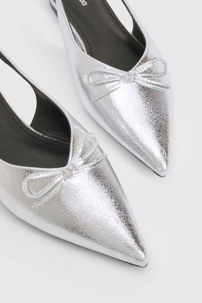 boohoo Dames Slingback Ballerina's met Strikdetail en Spitse Neus | Zilver | Maat: 38