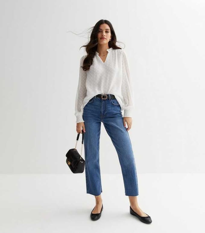 Dobby blouse van chiffon met ruches aan de hals