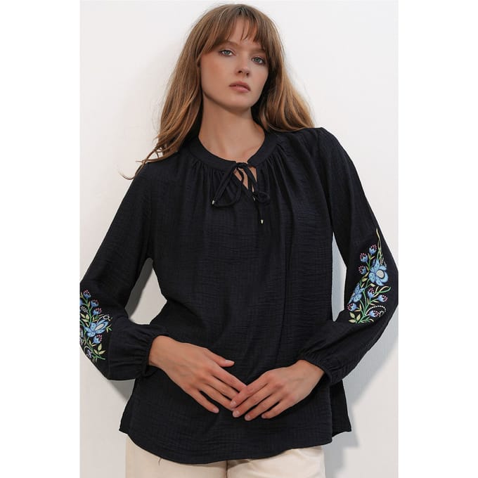 Geborduurd Overmaat Crêpe Blouse