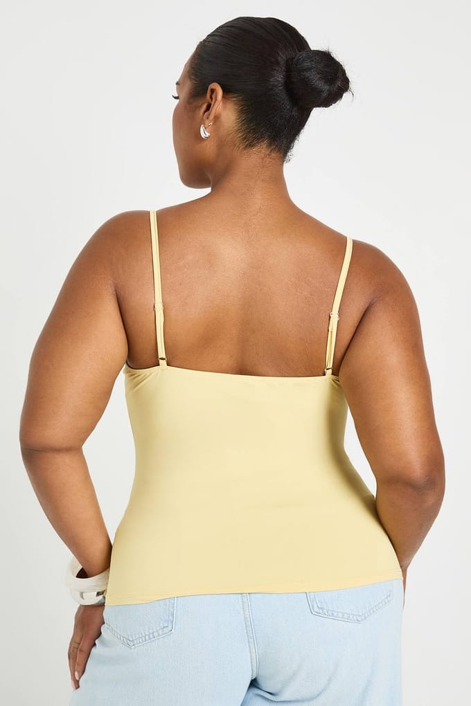 boohoo Dames Plus Second Skin Bandjes Vierkante Hals Hemdje | Citroen | Maat: 46