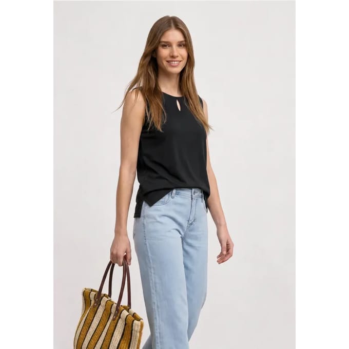 Top met ronde hals en uitgesneden detail