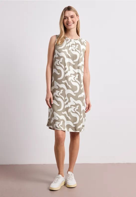 Knielange jurk met ronde hals en print