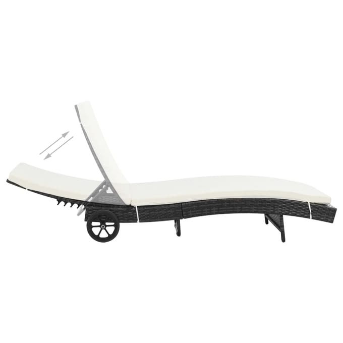 vidaXL - Ligbed - met - wielen - en - kussen - poly - rattan - zwart