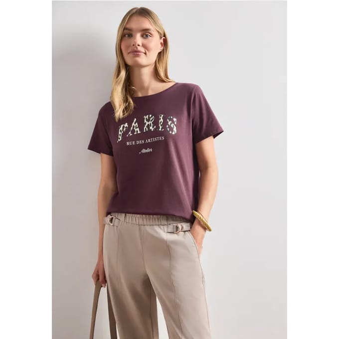 Shirt met Wording Artwork
