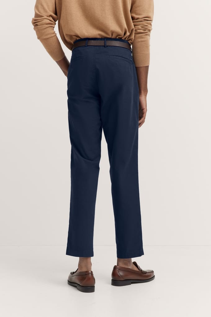 Bugatti Herren Chino met praktische riemlussen