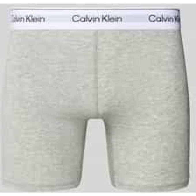 Broek met label in band
