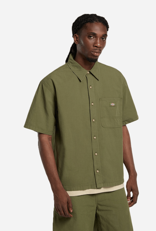 groene cipress man groen shirt