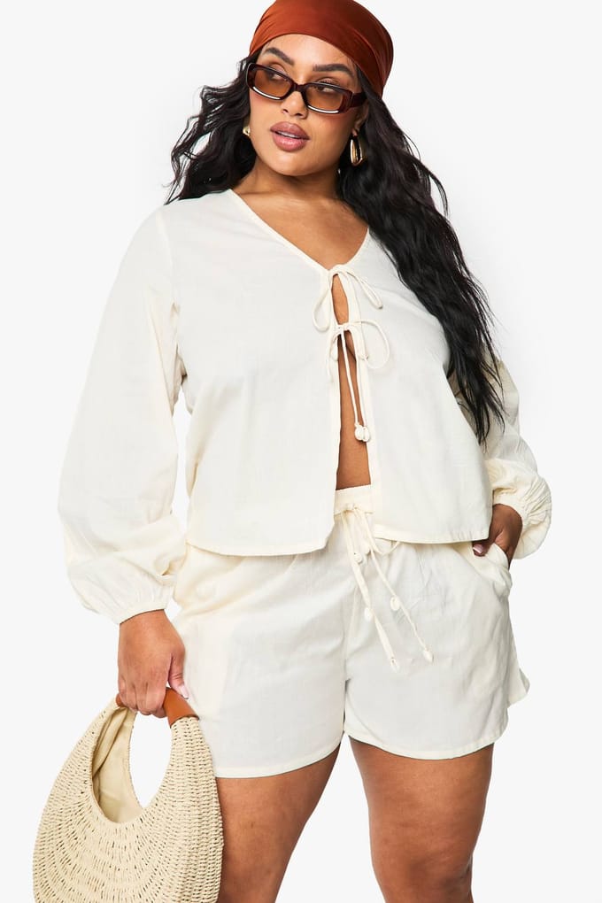 boohoo Dames Plus Shell Trim Tie Front Beach Co Ord | Ecru | Maat: 20/22