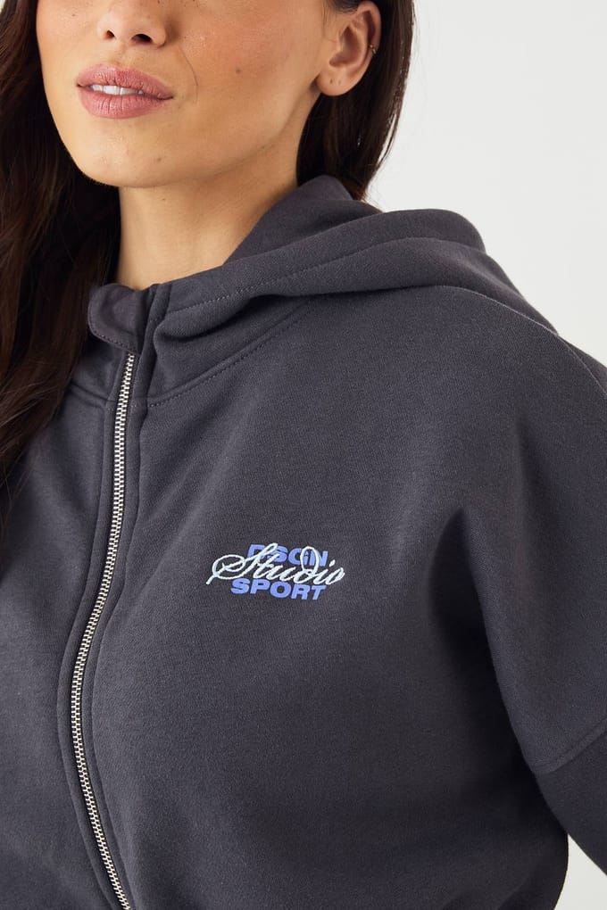 Dames DSGN Studio Sport Boxy Crop Zip Through Hoodie | Slate Grey | Maat: Small