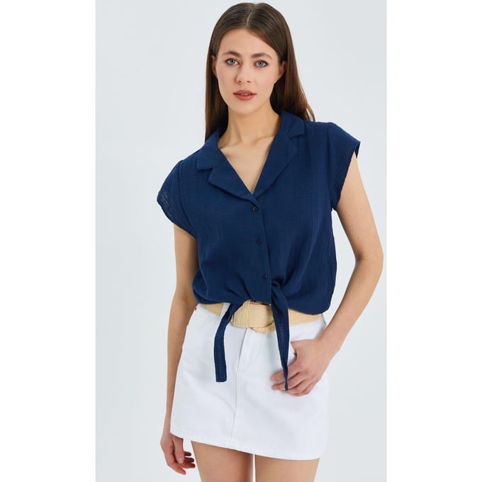 Crop Shirt met Strikdetail