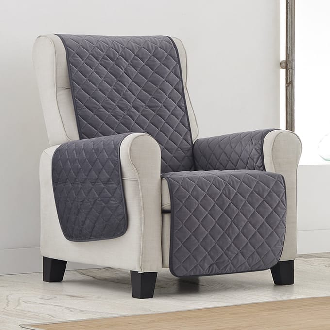 Fauteuilbeschermer Velvet Quilt - 55cm breed - Grijs - Soft Touch - Anti-slip onderkant
