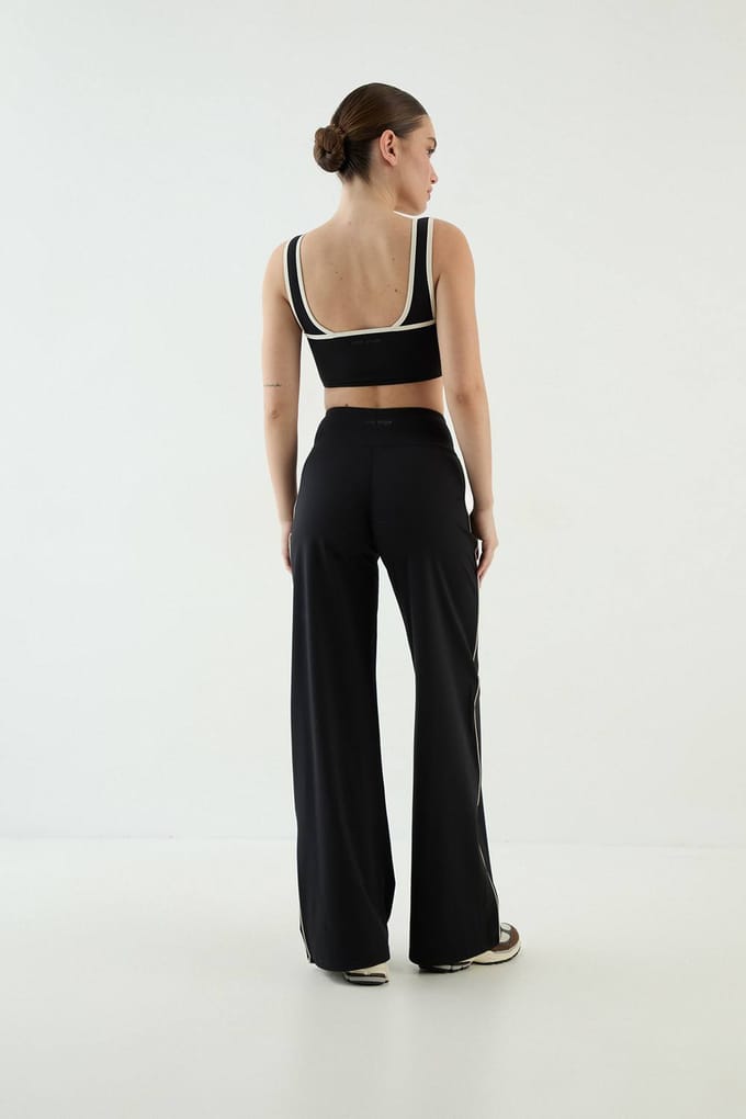 Dames Dsgn Studio Sculpt Sportbeha Met Wikkelvoorpand | Black | Maat: Small