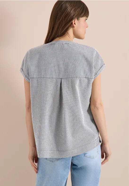 Blouse met gespleten hals in seersucker kwaliteit