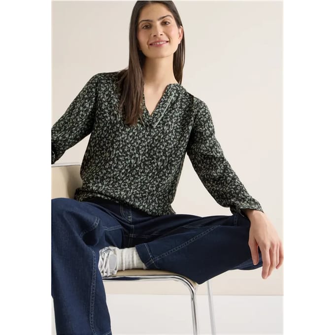 Gedessineerde blouse
