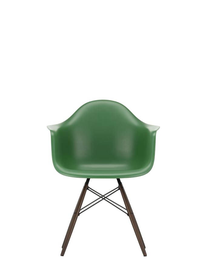 Vitra DAW Eames Plastic Armchair - smaragd RE - donkere esdoorn