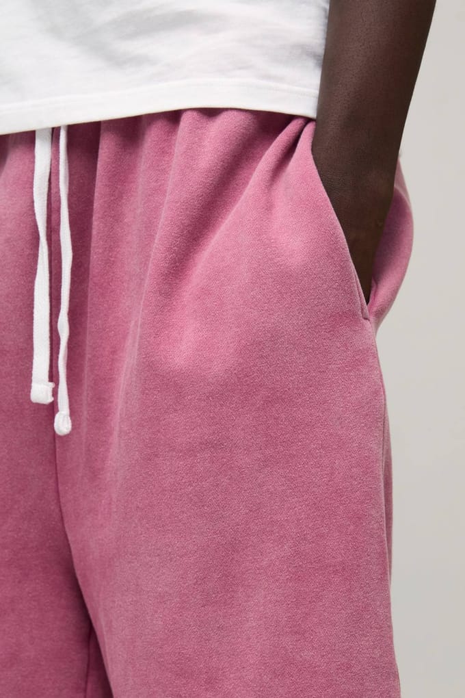 Essentiële Gewassen Oversized Lage Kruis Short | Washed Pink | Size XL