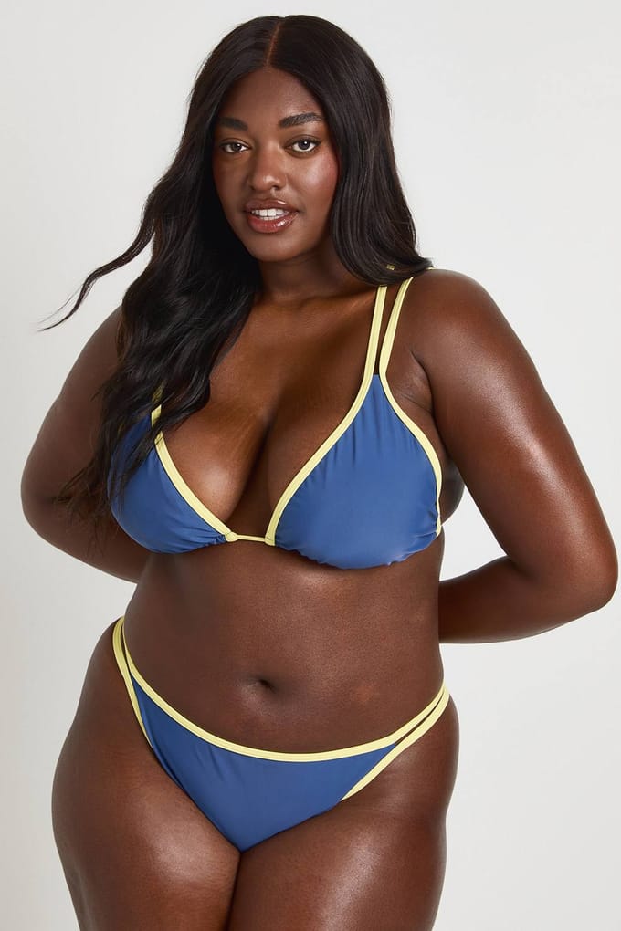 boohoo Dames Plus Contrast Bikini Top | Marineblauw | Maat: 44