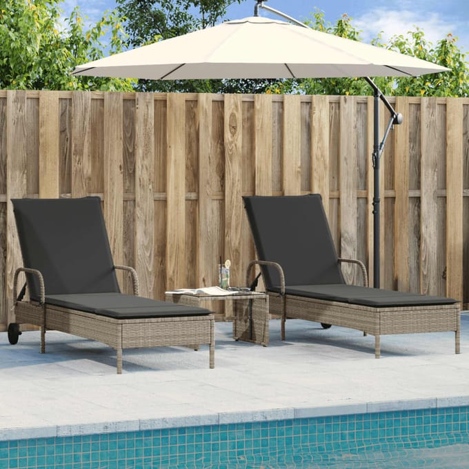 vidaXL - Ligstoelen - 2 - st - met - kussen - poly - rattan - lichtgrijs