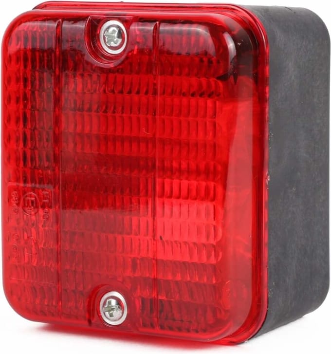 Benson Mistachterlicht - Compact - Rood - 85 x 75 mm - Inclusief Bevestigingsmateriaal