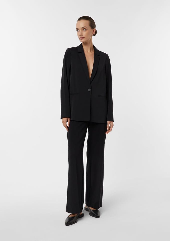 Stoffen broek met achterzak
