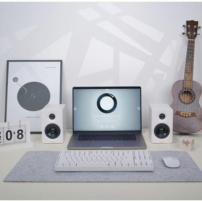 EDIFIER M60 Draadloze Desktop 2.0 Luidsprekers 66W RMS Bluetooth 5.3 Hi-Res Audio LDAC USB-C AUX EQ-instelling Multimedia Monitorluidsprekers White