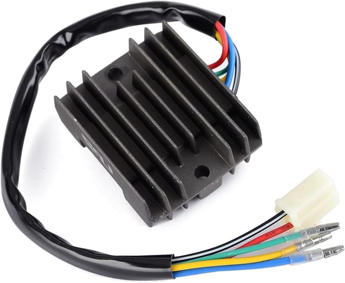 Motor Gelijkrichter - Spanningsregelaar - Accu Laden - Efficiënte Koeling - DC 12V - Zilver