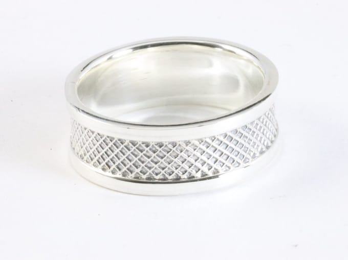 Zilveren ring met fijne bewerking - maat 23