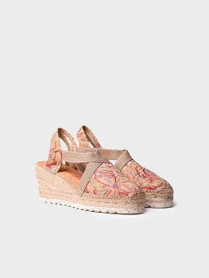 Geborduurde espadrille met middelhoge sleehak | TERRA-BI