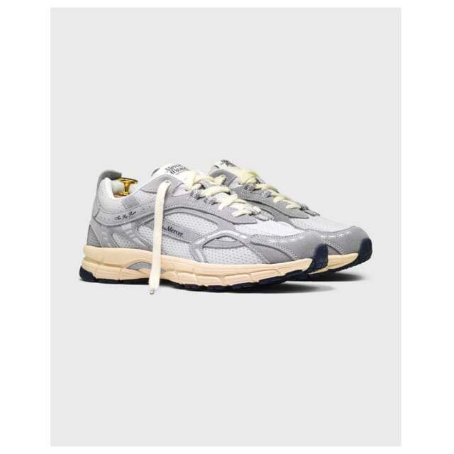Mercer Amsterdam The re-run vintage suede sneakers me261003