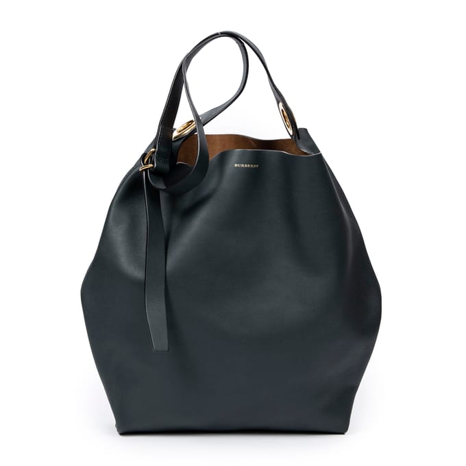 Large Eyelet Grommet Hobo Bag  Schoudertas