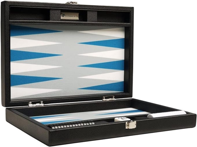 Premium Reistas Backgammon Set met Zwarte Revers en Blauwe Stippen