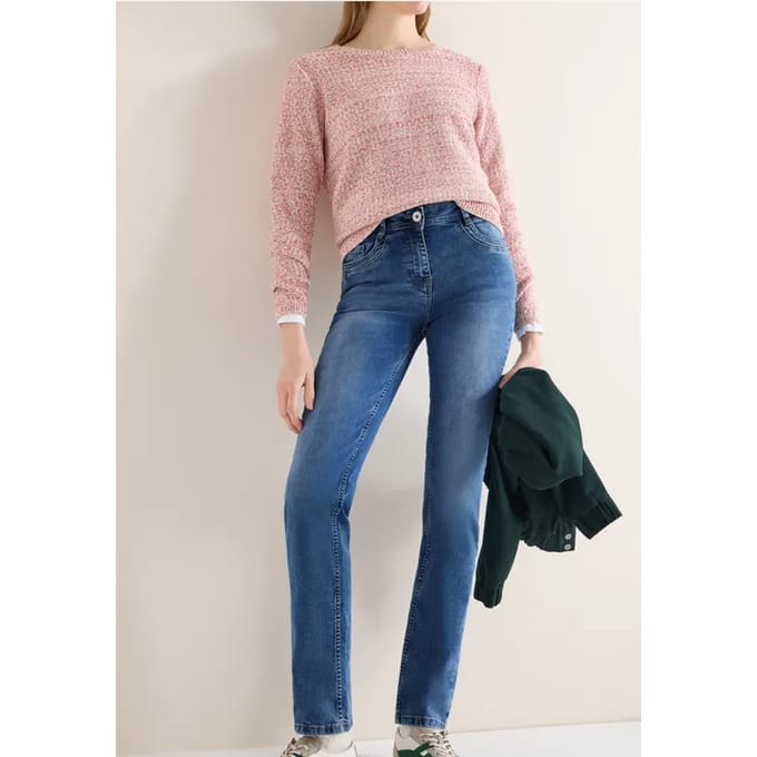 Straight Legs jeans