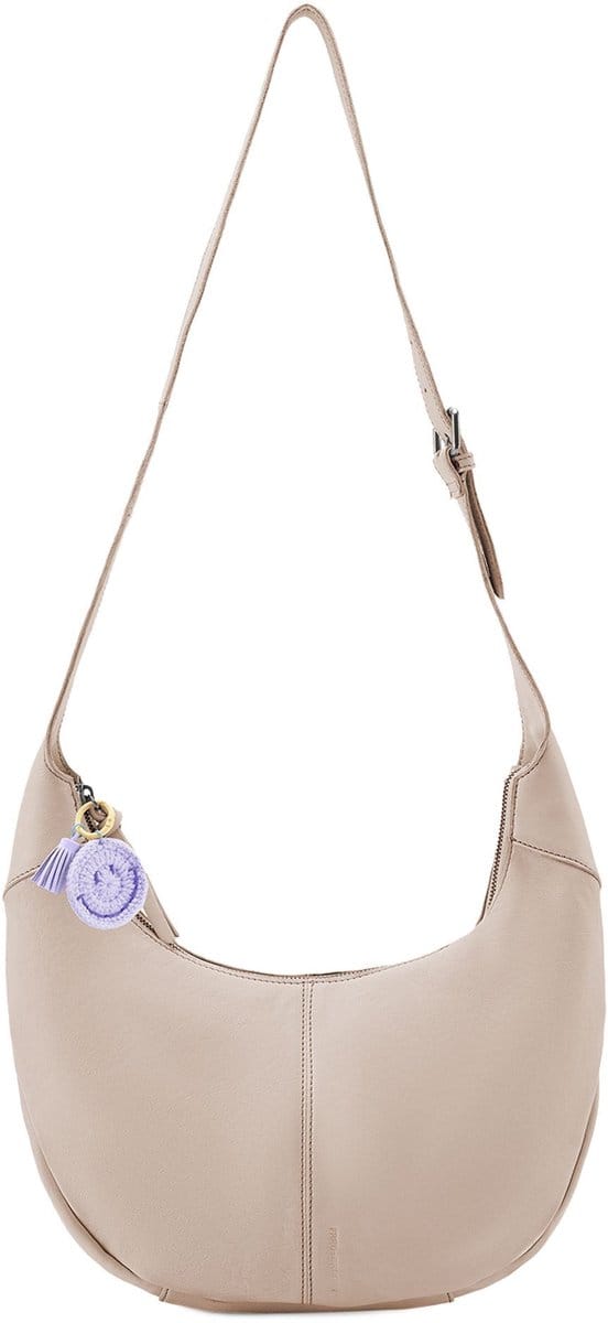 FREDsBRUDER Leren Schoudertas Take A Smile Big Hobo Bag Chai Latte Taupe
