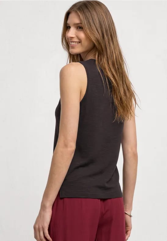 Top met boothals en schouderdetail