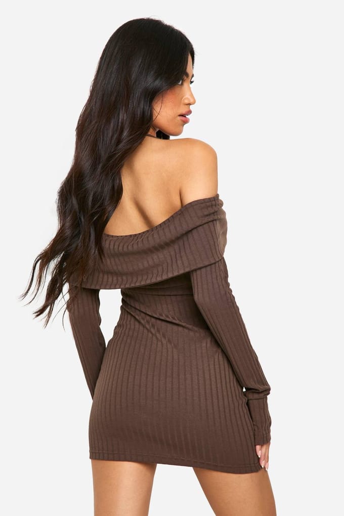 boohoo Dames Wide Rib Bardot Tie Mini Jurk | Chocolate | Maat: 16