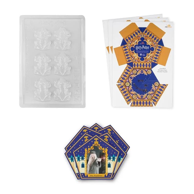 Cinereplicas - Chocolate Frog Mold + 6 papers box + 12 Wizard Cards - Harry Potter (CR4018)
