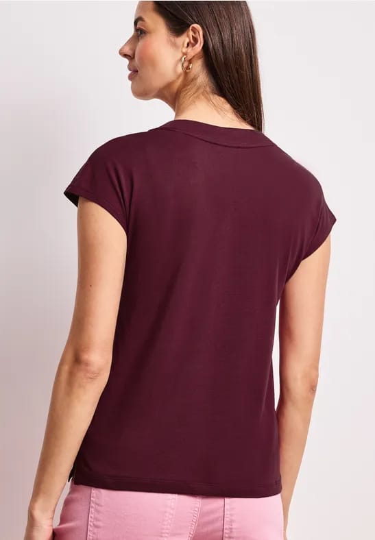 Shirt met hangende schouders en V-hals
