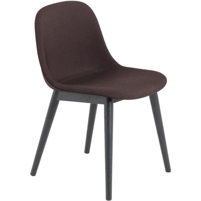 Muuto - Fiber Side Stoel - houten onderstel - Remix 183 - frame zwart