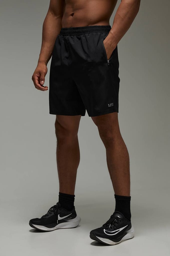 Men's Active Regular Fit Stretch Geweven 7inch Short | Black | Size Medium