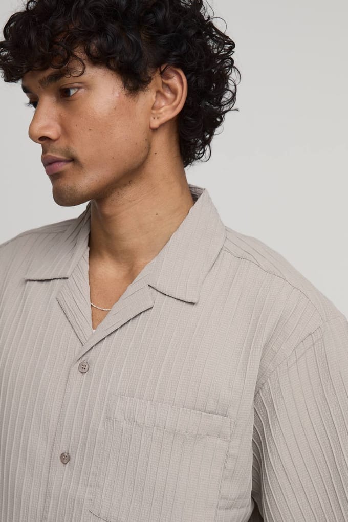 Oversized Korte Mouw Onregelmatige Plooishorts Set | Taupe | Size 4XL
