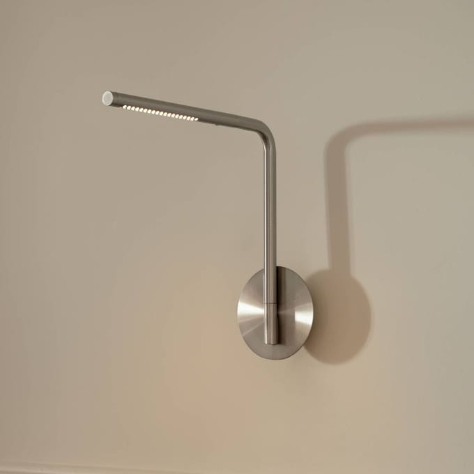 UMAGE LED wandlamp Omni Pivot, staalkleurig, dimbaar