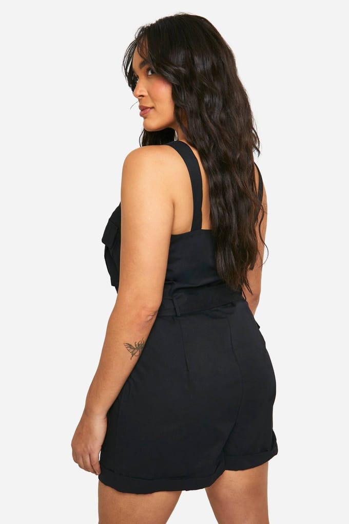 boohoo Dames Plus Utility Cargo Playsuit | Zwart | Maat: 56