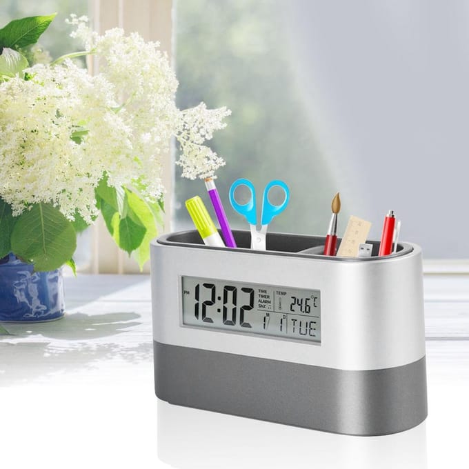 Horloge numérique LCD innovante avec porte-stylo et affichage de la température à calendrier perpétuel white